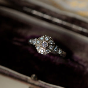 grace line Carousel pinky ring/カルーセルピンキーリング