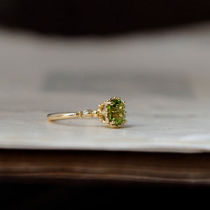 relax line puffsleeve ring　ペリドットリング