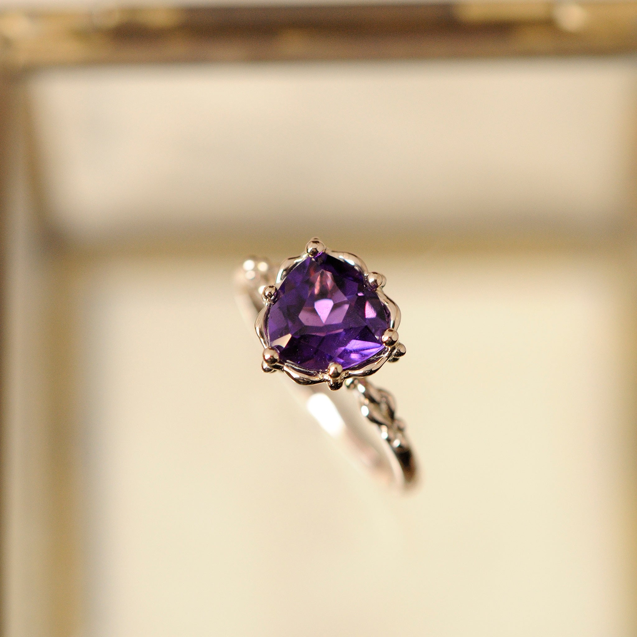 relax line puffsleeve ring　アメシストリング