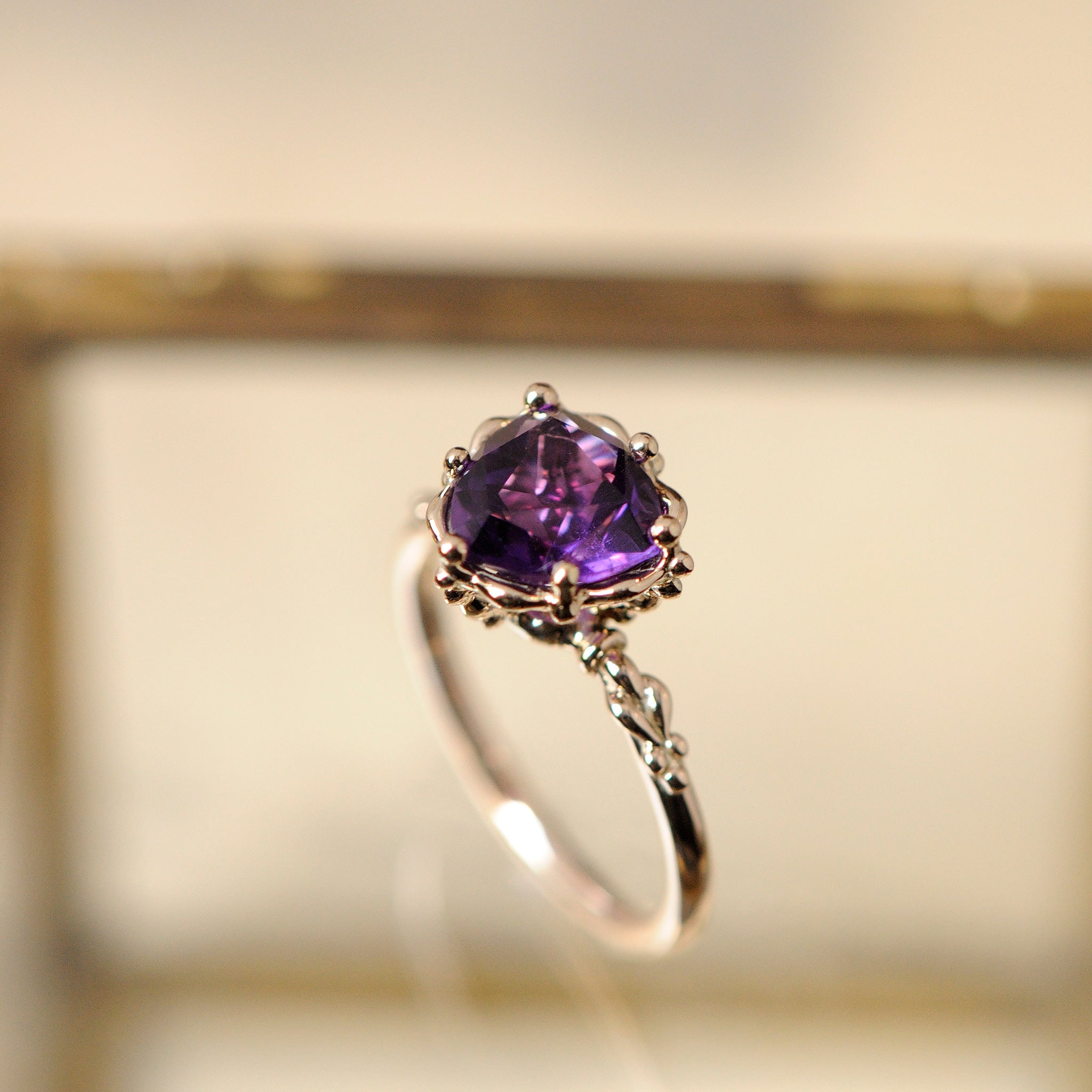 relax line puffsleeve ring　アメシストリング