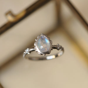 relax line puffsleeve ring　ムーンストーンリング