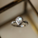 relax line puffsleeve ring　ムーンストーンリング