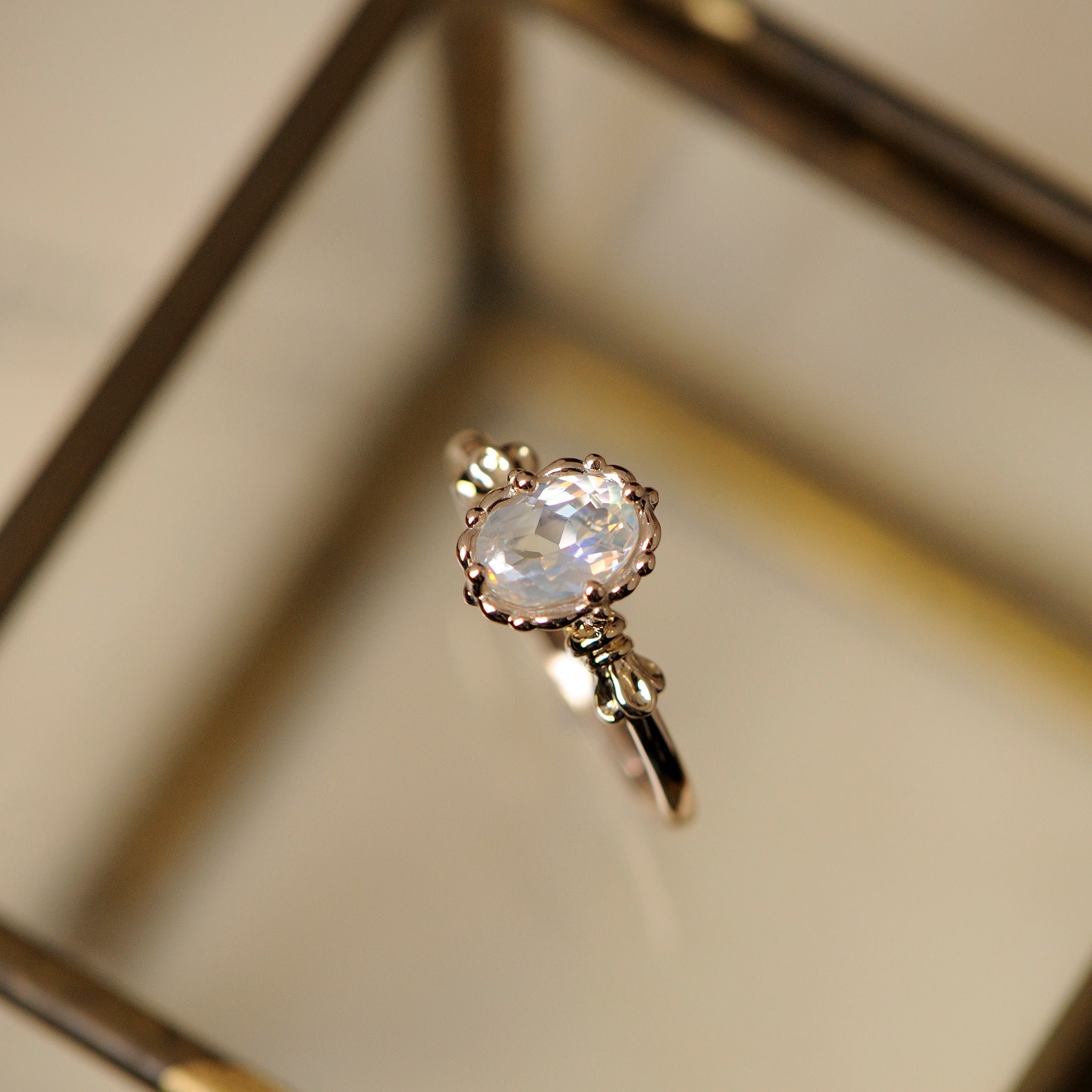 relax line cuffs ring　ムーンストーンリング