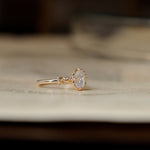 relax line cuffs ring　ムーンストーンリング
