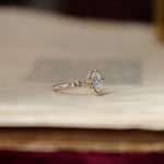 relax line puffsleeve ring