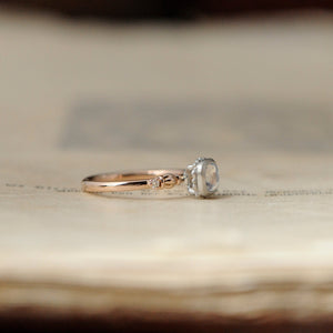 relax line puffsleeve ring　ムーンストーンリング