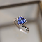 relax line cuffs  ring　タンザナイトリング