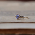 relax line cuffs  ring　タンザナイトリング