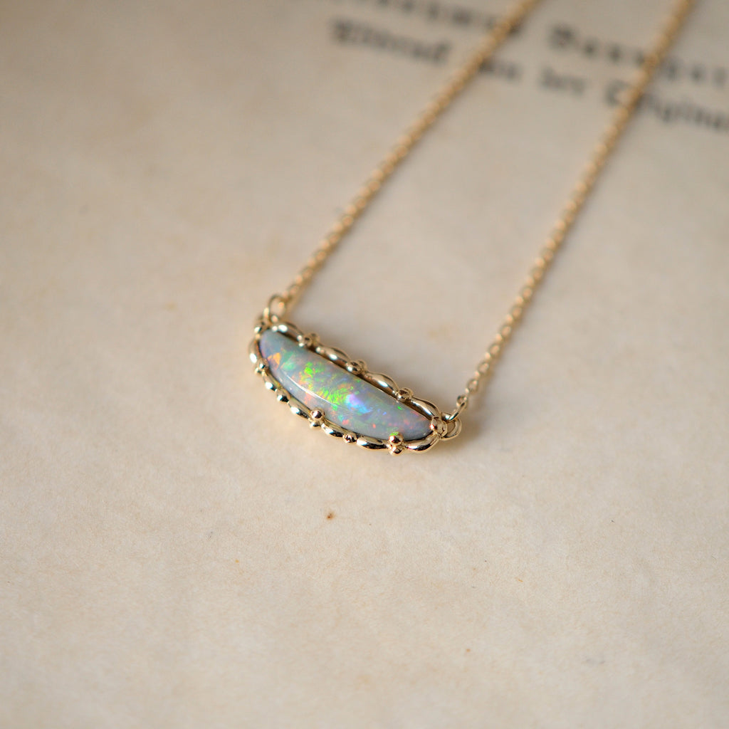 relax line pendant　セミブラックオパールペンダント