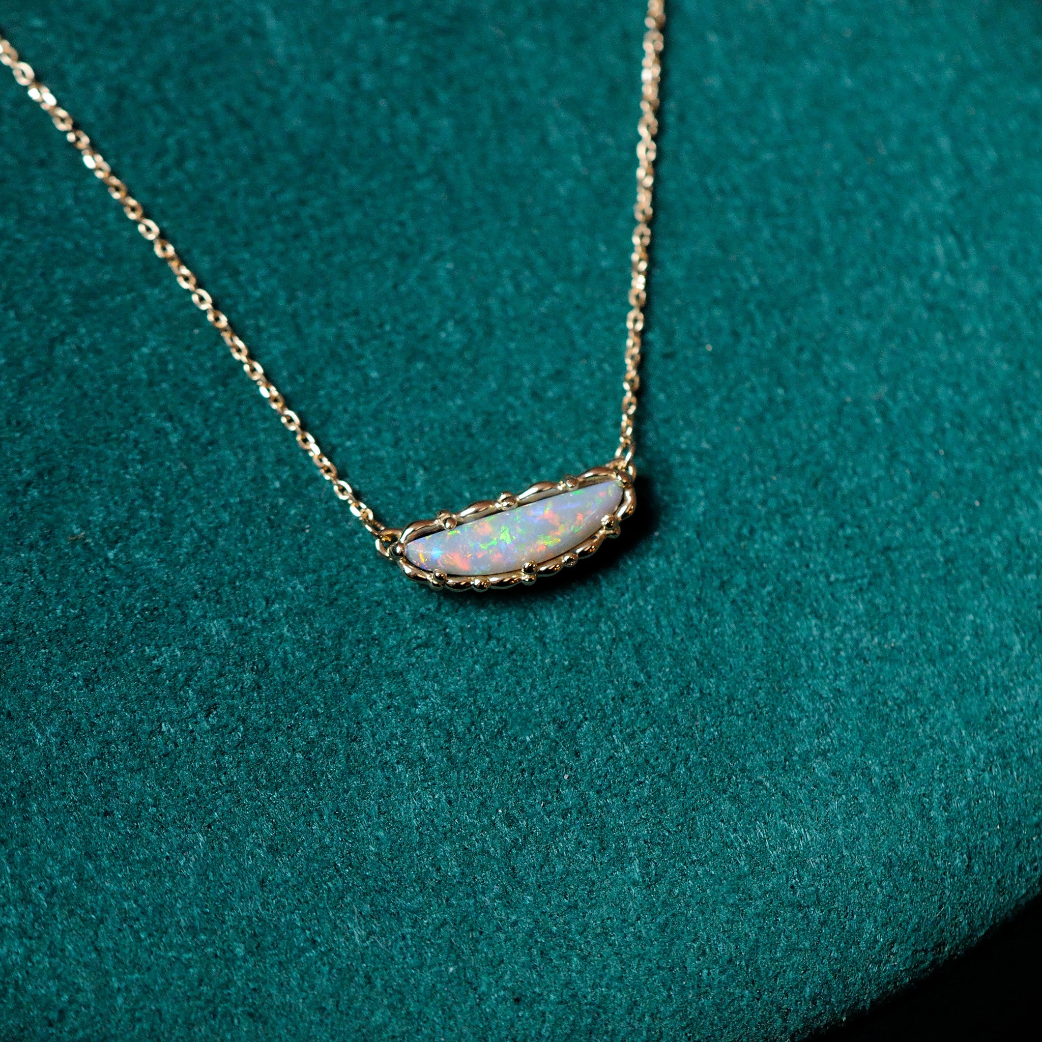 relax line pendant　セミブラックオパールペンダント