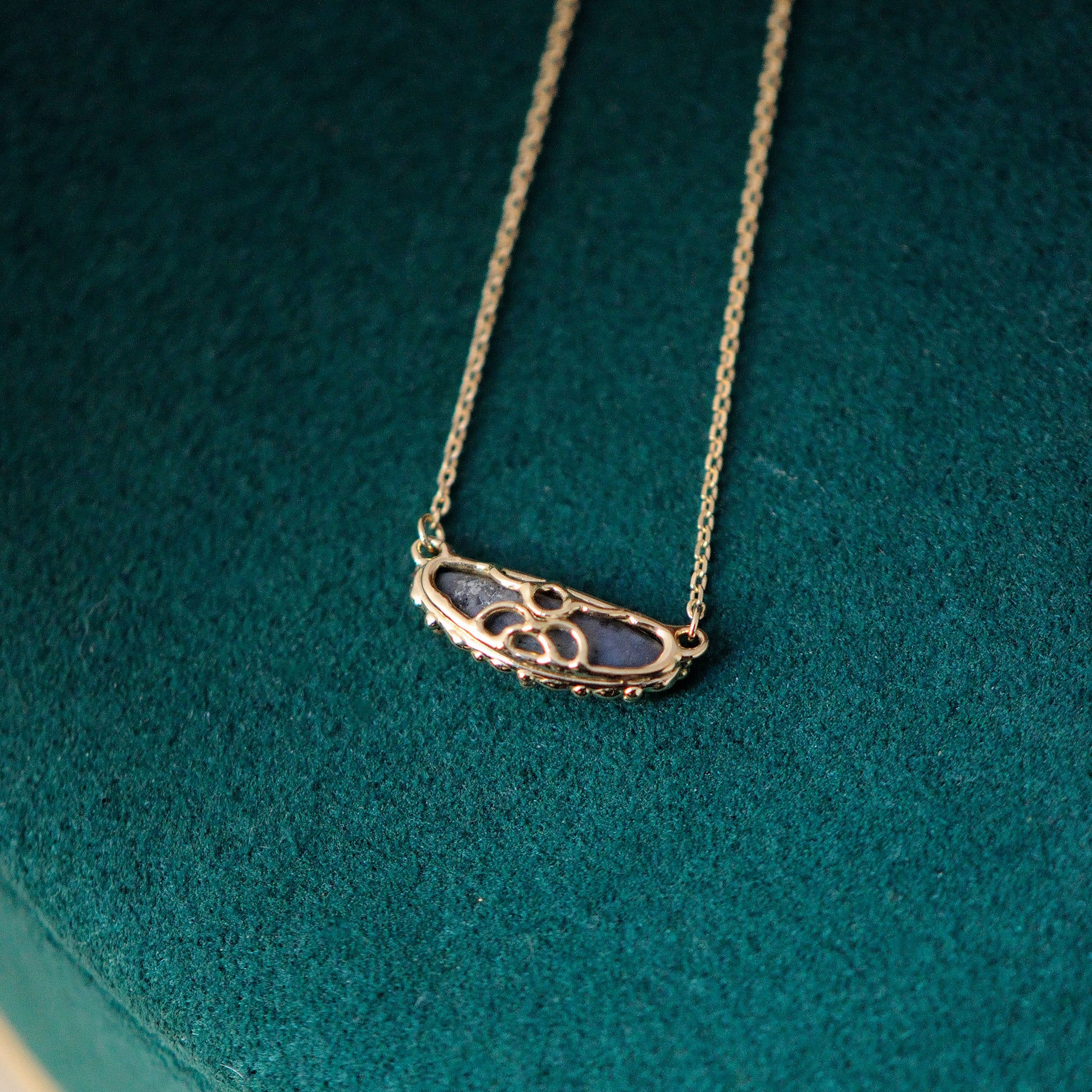 relax line pendant　セミブラックオパールペンダント