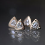graceline　trilliant cut pierced earrings / 三角ピアス