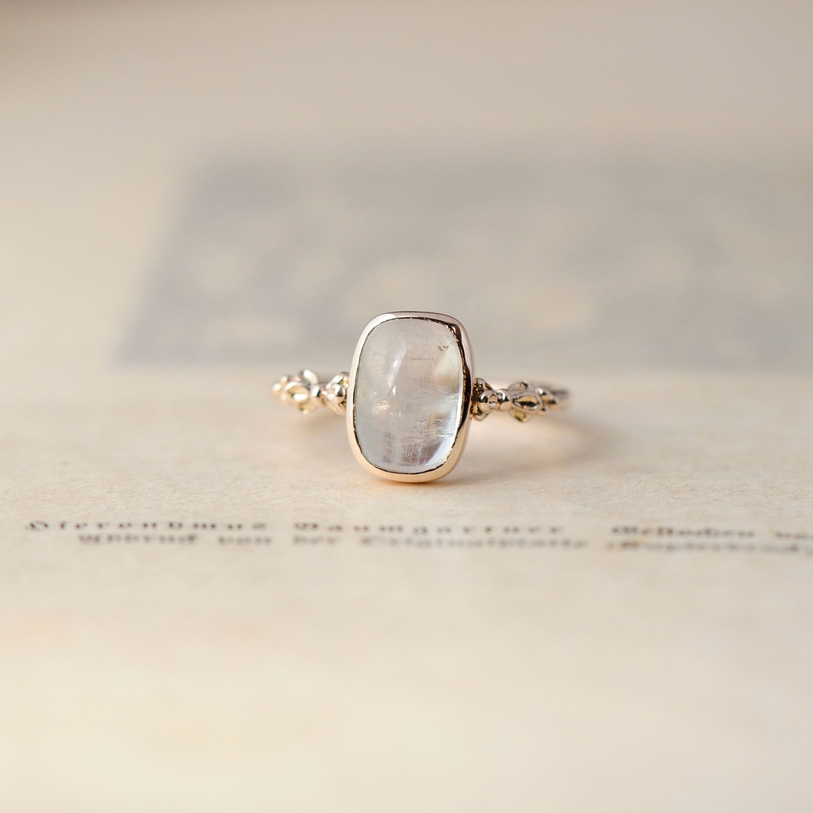 relax line cuffs ring　バイカラートルマリンカボションリング　クッション