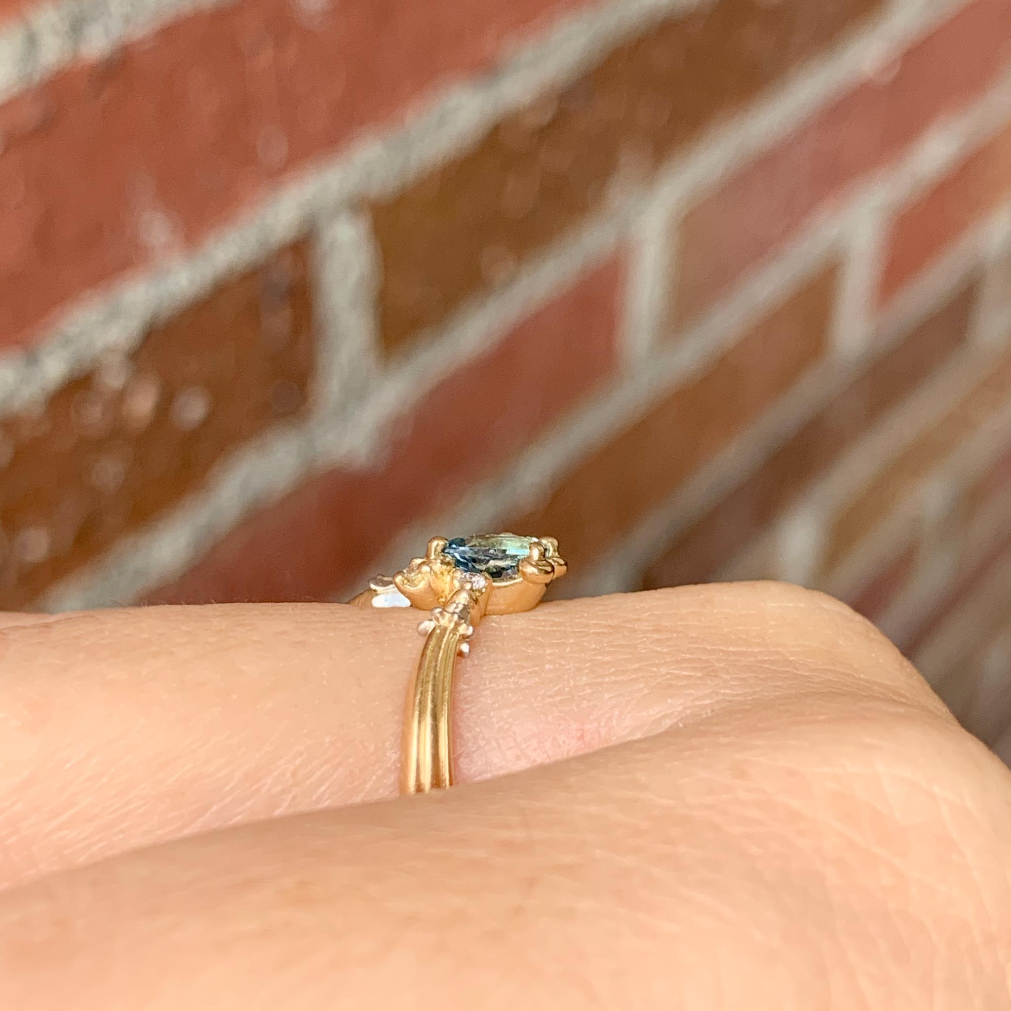 graceline　V shaped tiara ring aquamarine/Vライン　ティアラリング